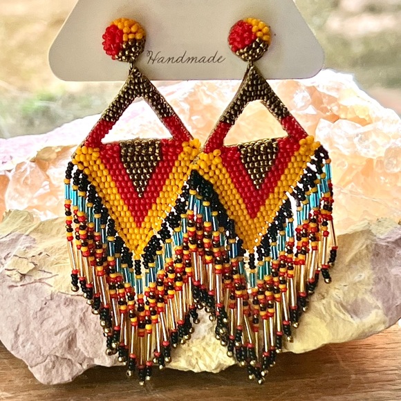 NWT Deepa Gurnani Luxe Beaded Diamond Chandeliers - Picture 6 of 16